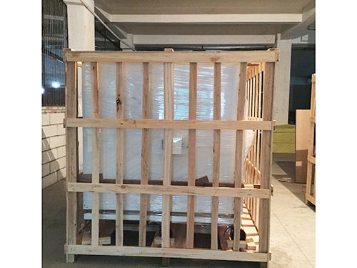 东莞包装木架厂家 鑫凯威的产品系列包括如下 卡板,木箱,木托盘,木方